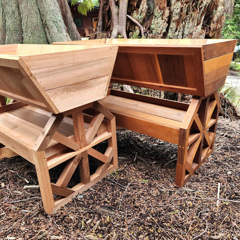 Handmade Cedar Wagon Wheel Planter Stained and Unstained